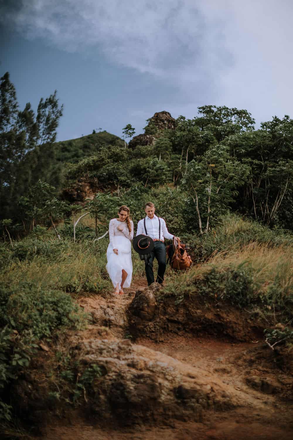 DESTINATION WEDDING PHOTOGRAPHER BASED OUT OF OAHU HAWAII READY TO TRAVEL