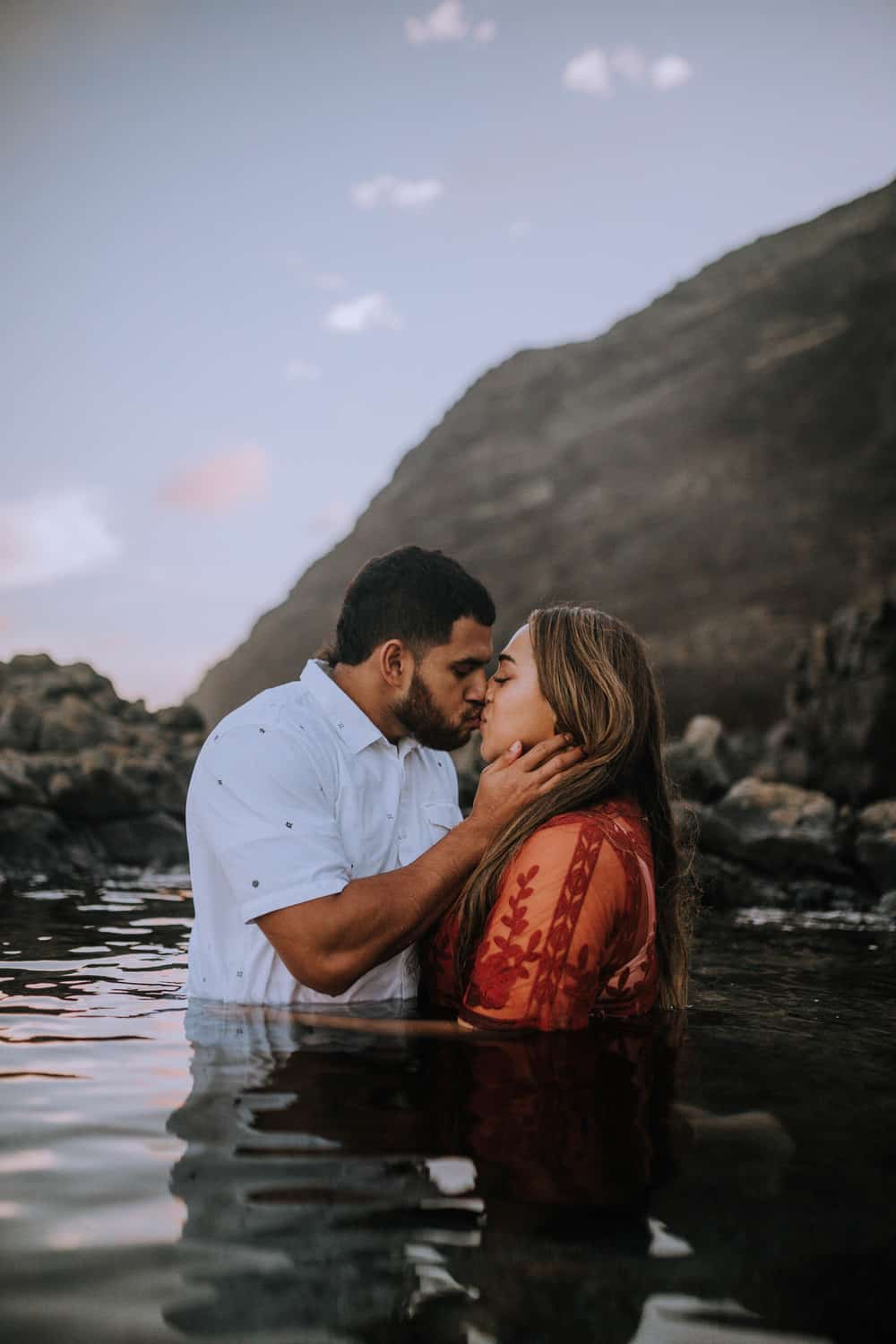 HAWAII COUPLES PHOTOGRAPHER