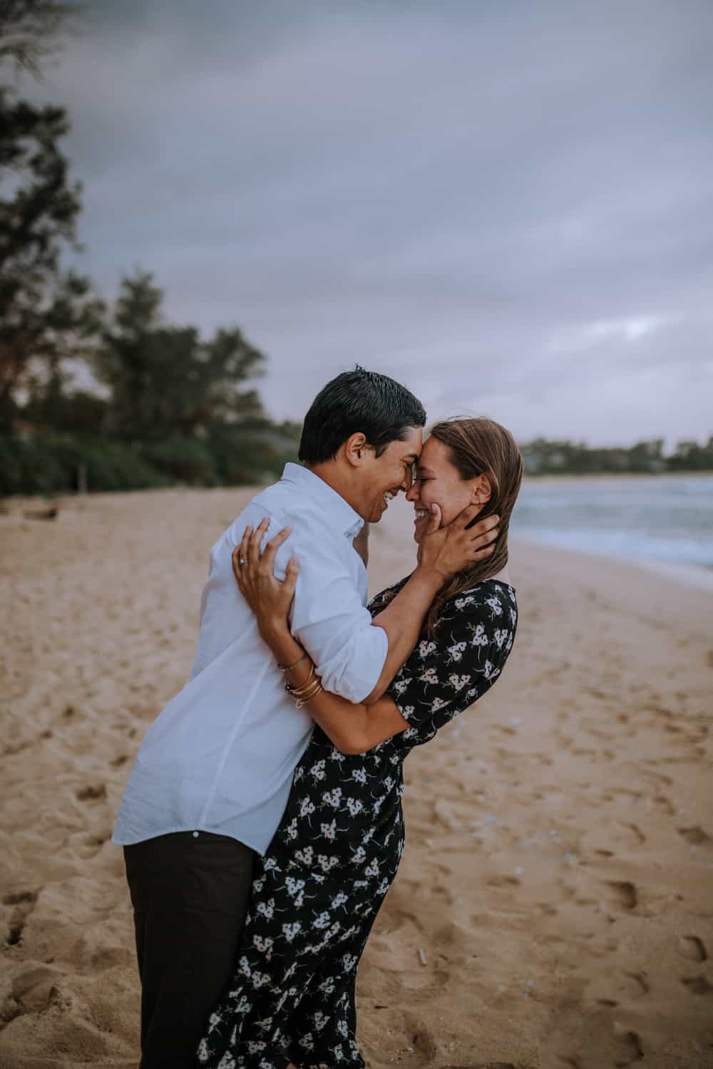 best hawaii engagement photo packages