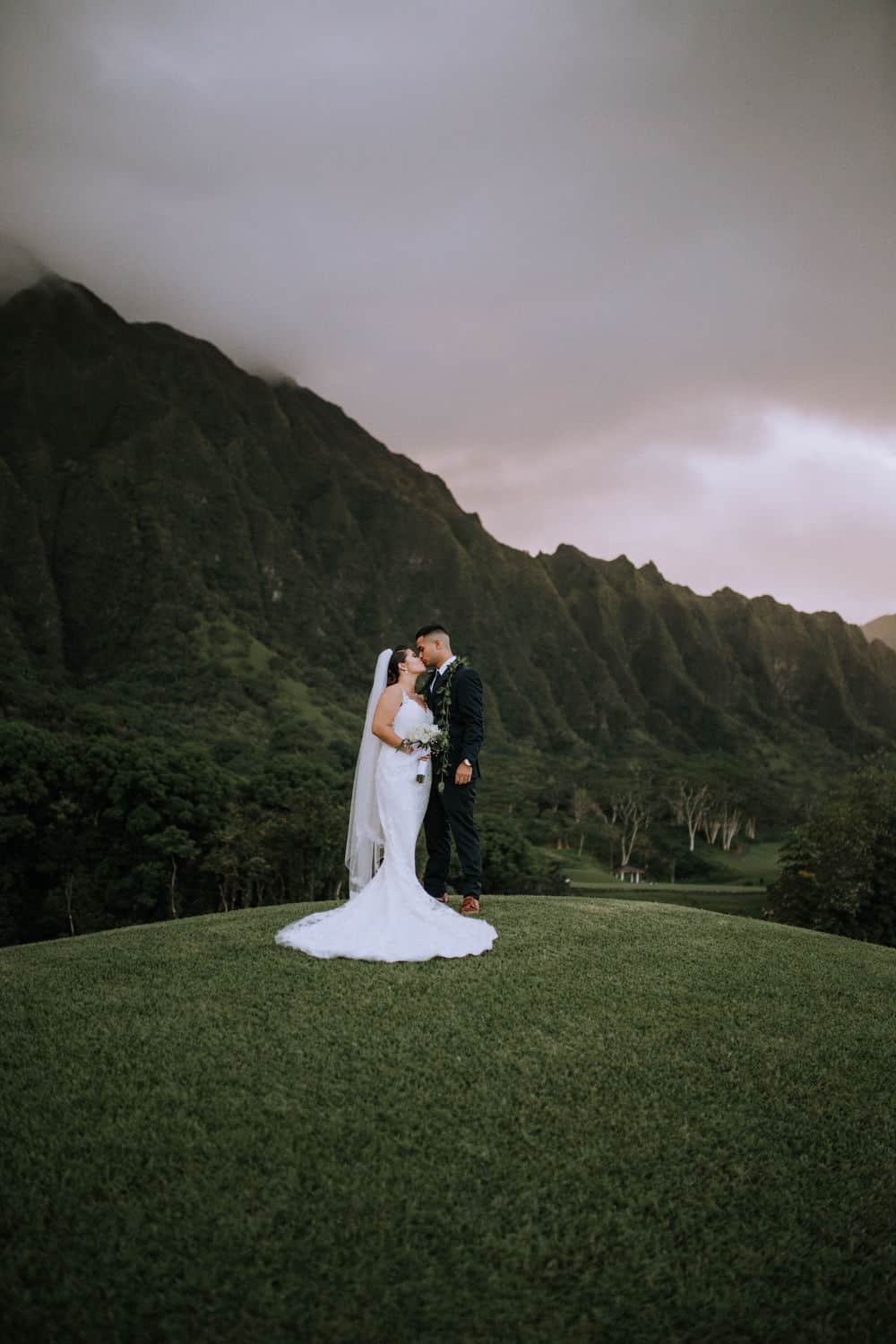 Bride and groom at KO'OLAU BALLROOMS, Oahu Hawaii wedding venue