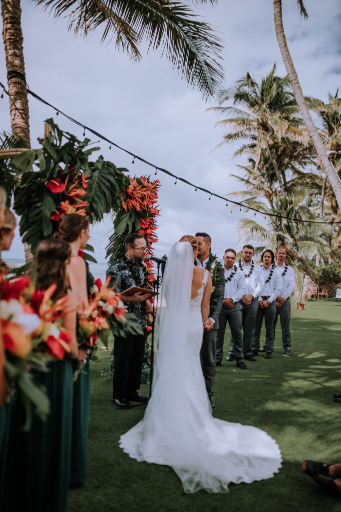 wedding ceremony in Hawaii