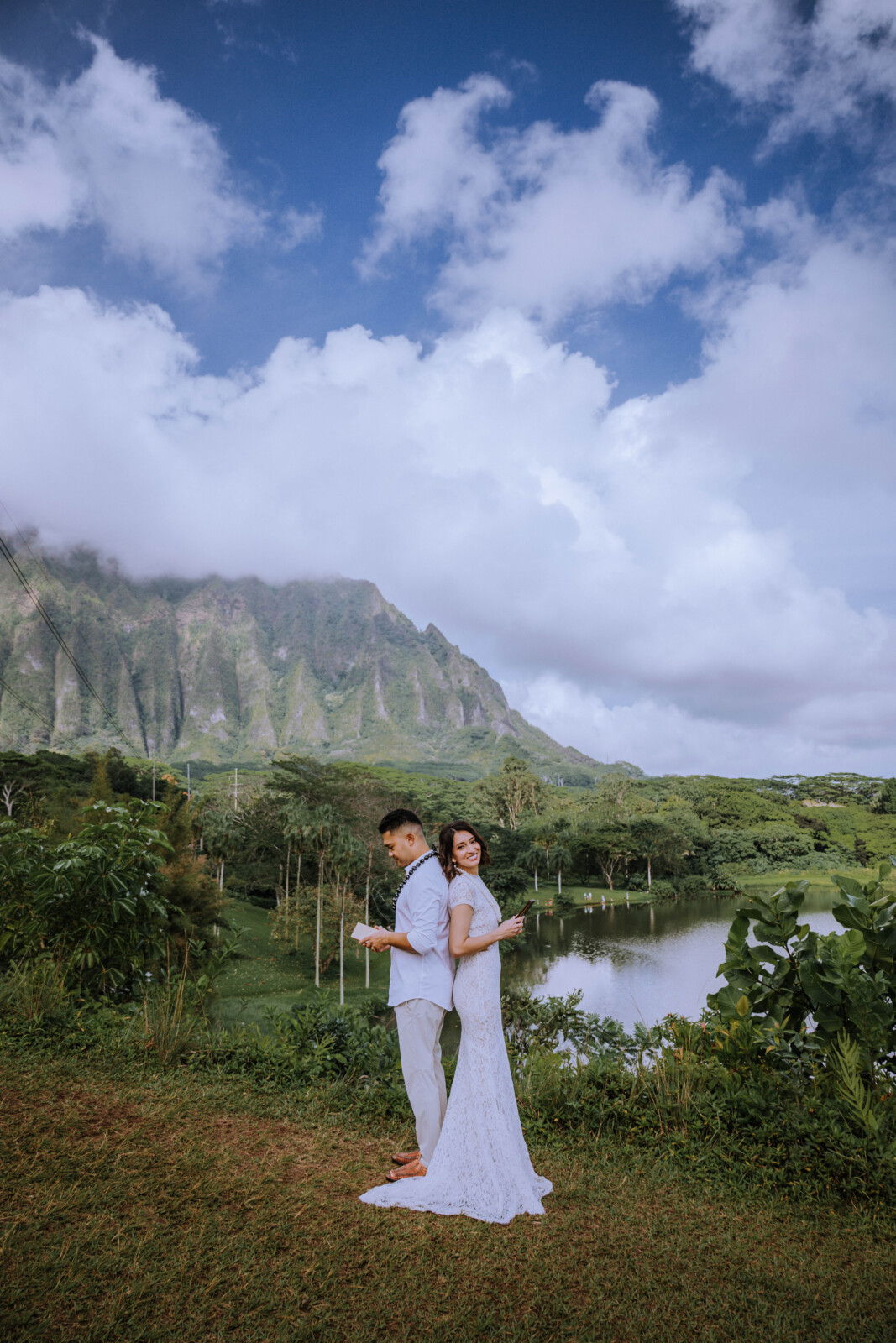 destination wedding photographer, Hawaii wedding photographer, luxury wedding photographer, Kualoa ranch wedding, Spring wedding inspo, romantic destination elopement