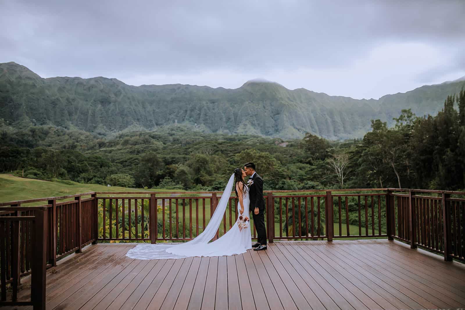 royal hawaiian Oahu hawaii wedding venue