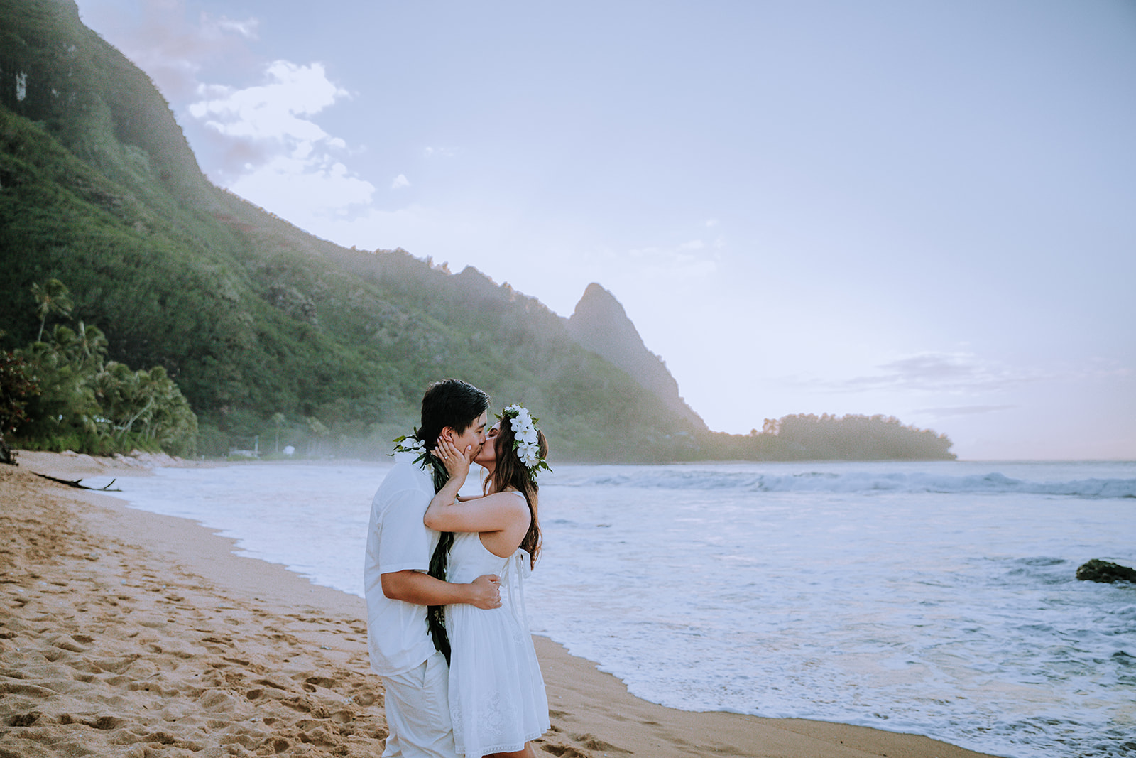 kauai beach surprise proposal destination hawaii wedding photographer